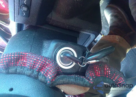 2014 GMC Acadia Denali z USA, uszkodzony, nr VIN 1GKKVTKDXEJ272153